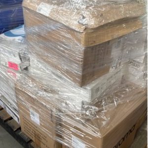 PALLET OF ASSORTED CAROMA TOILET SEATS ETC