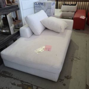 EX HIRE WHITE CHAISE WHITE SOLD AS IS