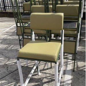 EX HIRE GREEN VINYL BAR STOOL SOLD AS IS
