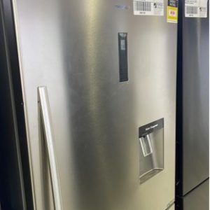 EX DISPLAY HISENSE HR6BMFF514SW BOTTOM MOUNT FRIDGE WITH NON PLUMBED WATER WITH MULTI AIR FLOW WITH FAST COOLING AND LARGE INTERIOR WITH 6 MONTH WARRANTY SKU 360027480