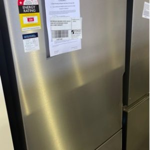 WESTINGHOUSE WBE5300SC S/STEEL 528LITRE FRIDGE WITH BOTTOM MOUNT FREEZER WITH 12 MONTH WARRANTY