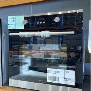 EX DISPLAY EURO EO608SX 600M ELECTRIC OVEN WITH SLIGHTLY DENTED BASE WITH 3 MONTH WARRANTY