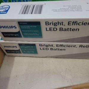 PHILLIPS 0.6M 20W LED SMARTBRIGHT BATTEN 2100 LUMEN BN008C LED20/CW L600 .
