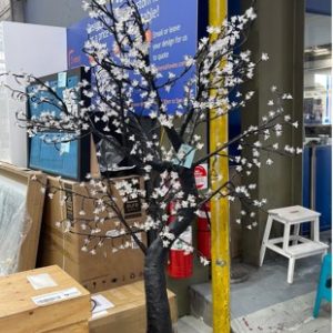 EX-HIRE MEDIUM ARTIFICIAL LIGHT UP TREE 1.8MTRS TALL INCLUDES CUSTOM CARRY CRATE SOLD AS IS