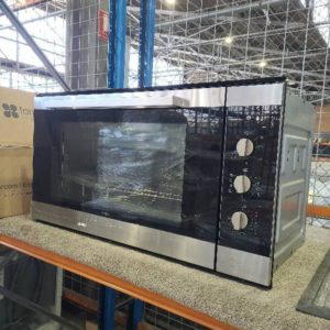 EX DISPLAY EURO EO900MX 900MM BUILT IN ELECTRIC OVEN 7 COOKING FUNCTIONS WITH 3 MONTH WARRANTY