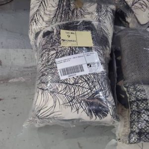 EX DISPLAY HOME DECOR - BAG OF ASSORTED CUSHIONS SOLD AS IS