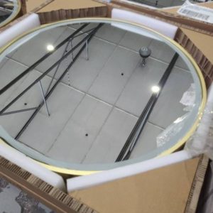 NEW ROUND 600MM MIRROR WITH BRUSHED BRASS ALUMINIUM FRAME MINOR SCRATCH ON FRAME. S9