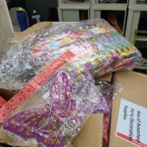 BOX OF ASSORTED PARTY DECORATION SUPPLIES