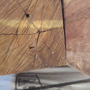 125X125 H4 SPOTTED GUM POSTS- 8/2.4
