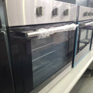 EX DISPLAY EURO EP6004SX 600MM ELECTRIC OVEN WITH 5 COOKING FUNCTIONS WITH 3 MONTH WARRANTY