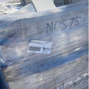 PALLET OF MO575 APPROX 100M2 ALABASTER GLOSS WHITE 150MM X 150MM
