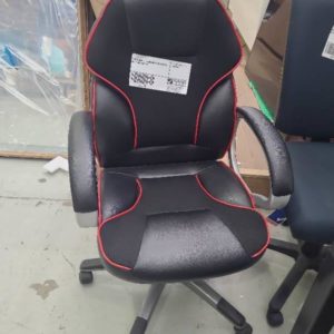 SAMPLE GAMING CHAIR RED & BLACK WITH ADJUSTABLE HEIGHT