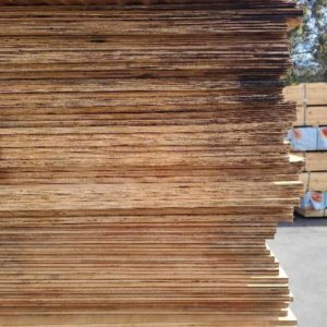 2400X1200X9MM PLYWOOD SHEETS- (PACK MAY BE SLIGHTLY WEATHERED)