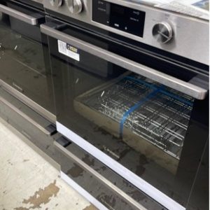 WESTINGHOUSE 600MM S/STEEL DOUBLE OVEN LPG GAS WITH SEPARATE GRILL WITH 12 MONTH WARRANTY RRP$2799