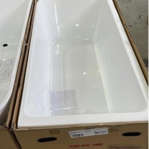 NEW GLOSS WHITE ACRYLIC 1500MM RIGHT HAND CORNER BACK TO THE WALL FREESTANDING BATH