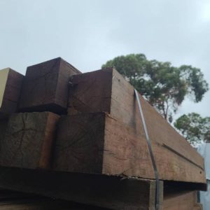 125X125 H4 TREATED SPOTTED GUM POSTS- 8/2.1