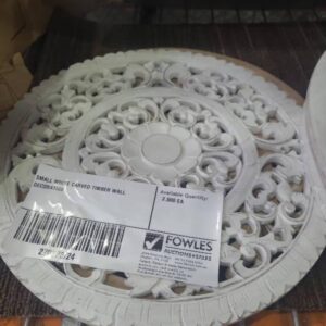 SMALL WHITE CARVED TIMBER WALL DECORATION
