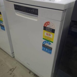 EX DISPLAY HAIER HDW13V1W1 WHITE FREESTANDING DISHWASHER 13 PLACE SETTING WITH 12 MONTH WARRANTY