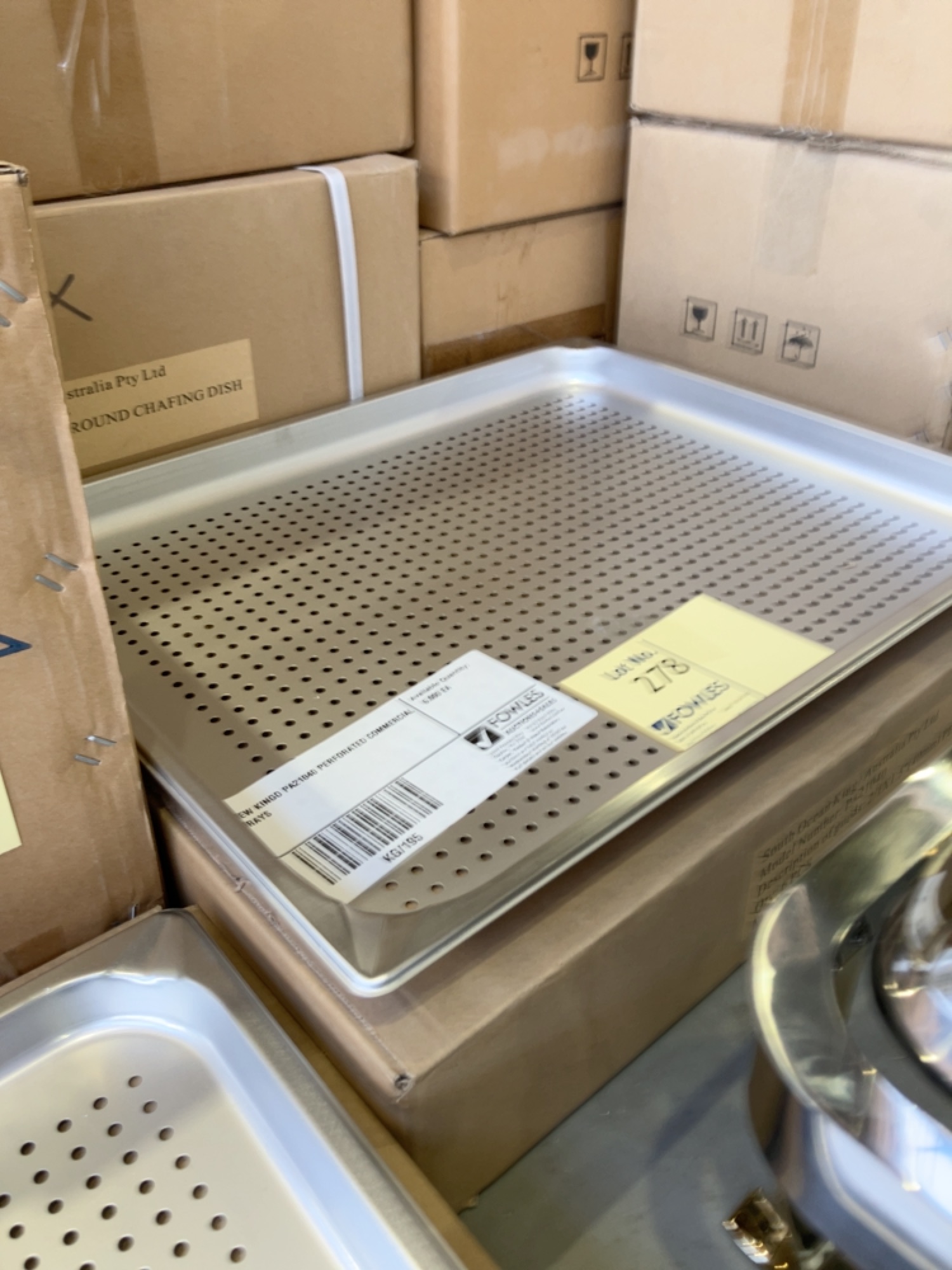 NEW KINGO PA21040 PERFORATED COMMERCIAL TRAYS Fowles Auction ＆ Sales