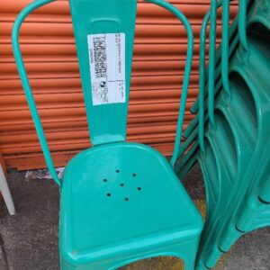 EX HIRE GREEN METAL OUTDOOR CHAIR SOLD AS IS