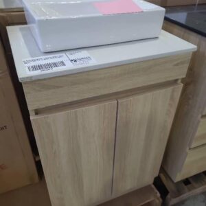 NEW 600MM TIMBER LAMINATE VANITY WITH WHITE STONE TOP & ABOVE COUNTER BOWL BN575
