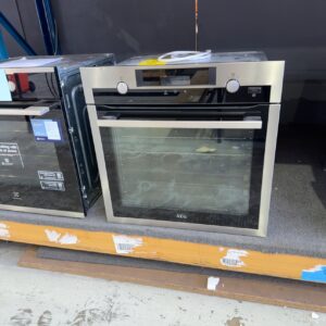 AEG 600MM ELECTRIC OVEN BEE455010M WITH 12 MONTH WARRANTY