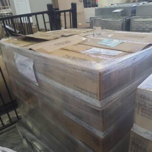 PALLET OF CATERING GLASSWARE - HIGHBALL GLASSES SOLD AS IS