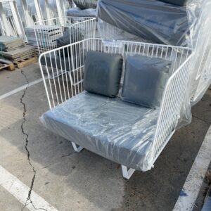 EX HIRE WHITE WIRE OUTDOOR LARGE OUTDOOR CHAIR WITH GREY CUSHION