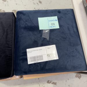 BOX OF 5 BLUE VELVET SEAT CUSHION SOLD AS IS