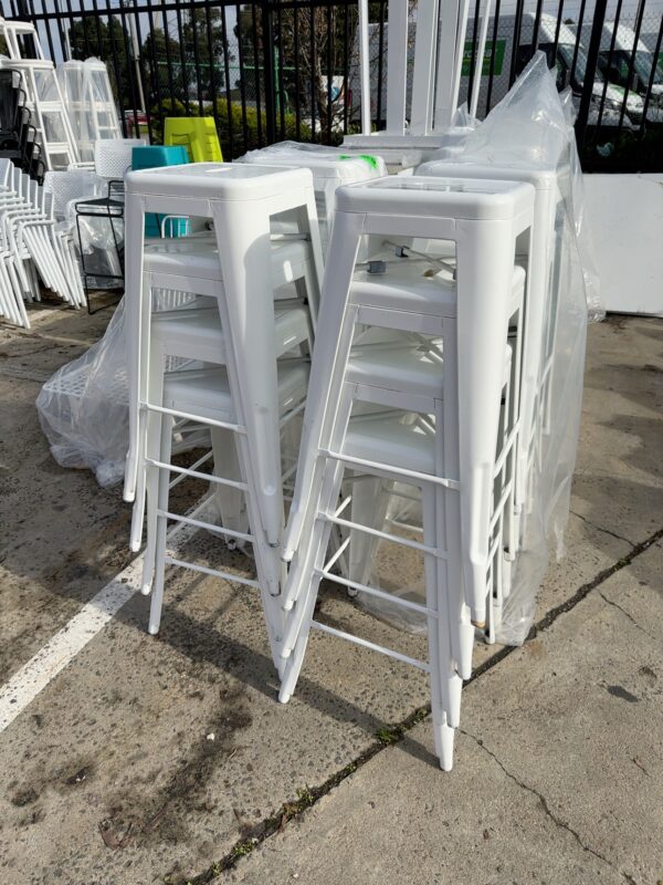 EX HIRE WHITE METAL BAR STOOL SOLD AS IS