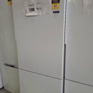 WESTINGHOUSE WHITE WBE4500WC 453 LITRE BOTTOM MOUNT FRIDGE WITH 12 MONTH WARRANTY B02073817 RRP$1299