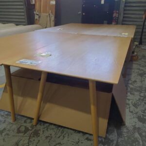 EX DISPLAY HOME OAK TIMBER DINING TABLE 1800MMX960MM SOLD AS IS