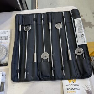 BRAND NEW WOOSHKA SET OF 4 ROASTING FORKS EACH FORK REACHES 920MM WHEN CONNECTED RRP$78.99