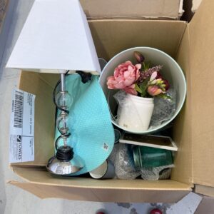 EX FURNITURE STAGING - BOX OF ASSORTED DECOR ITEMS SOLD AS IS
