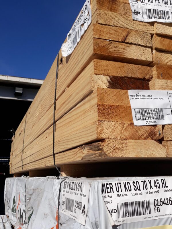 190X45 MGP10 PINE-48/3.6 (THIS PACK IS AGED STOCK & SOLD AS IS)