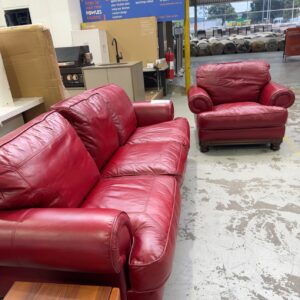 NEW THICK RED LEATHER 3 SEATER COUCH WITH SINGLE ARMCHAIR