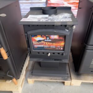 SCANDIA WARMBRITE 140 WOOD FIRED HEATER, HEATS UP TO 140M2 WITH 3 MONTH WARRANTY, SCWB140-20W10232 **CARTON DAMAGED STOCK, MARKS OR DENTS, SOLD AS IS**