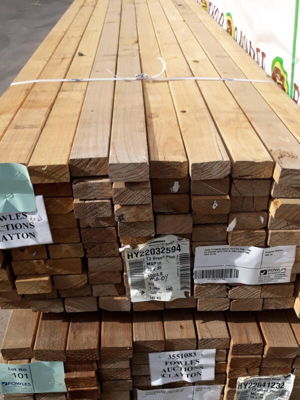 70X35 T3 GREEN MGP10 TREATED PINE-100/4.8 (PLEASE NOTE THIS IS AGED STOCK AND SOLD AS IS)
