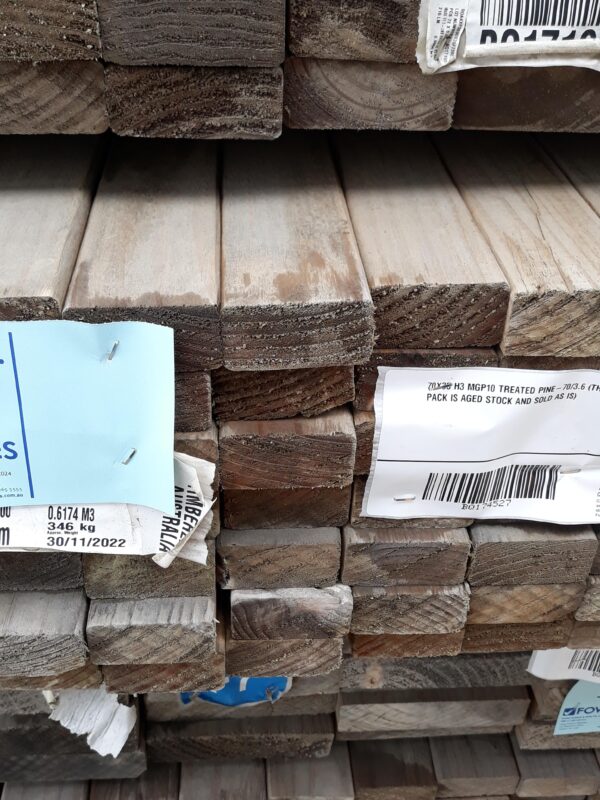 70X35 H3 MGP10 TREATED PINE-70/3.6 (THIS PACK IS AGED STOCK AND SOLD AS IS)