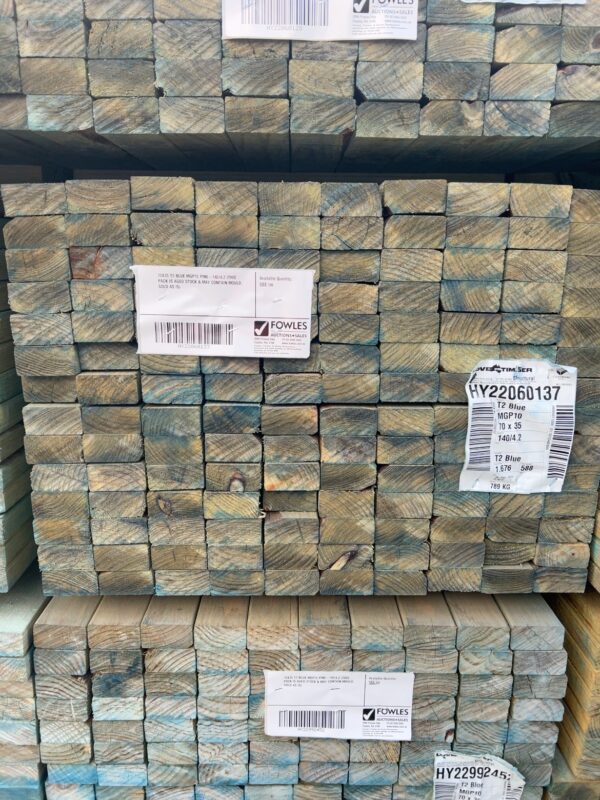 70X35 T2 BLUE MGP10 PINE-140/4.2 (THIS PACK IS AGED STOCK & MAY CONTAIN MOULD. SOLD AS IS)