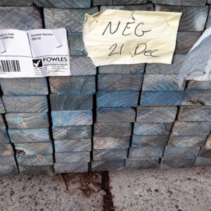 90X45 T2 BLUE MGP10 PINE-88/3.0 (THIS PACK IS AGED STOCK AND MAY CONTAIN MOULD. SOLD AS IS)