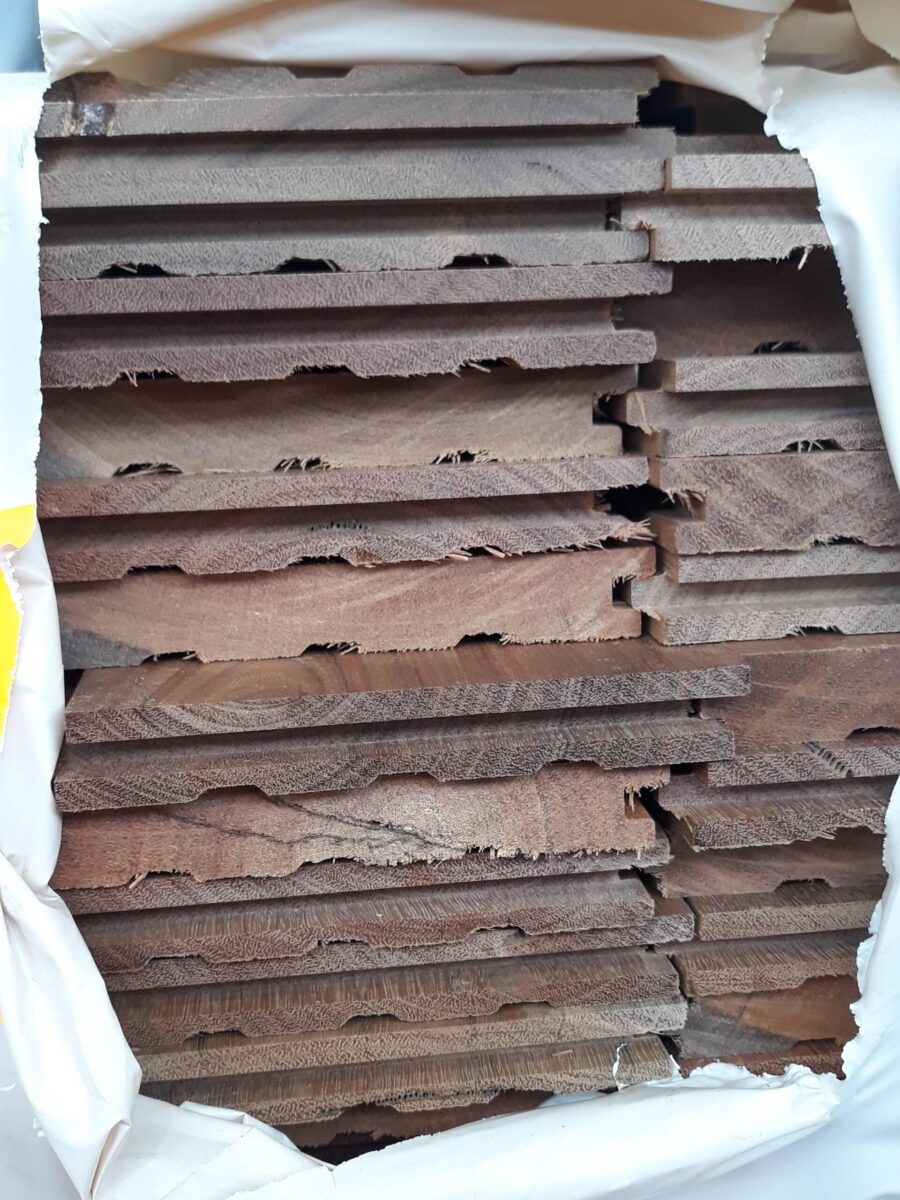 130X19 FEATURE GRADE SPOTTED GUM FLOORING