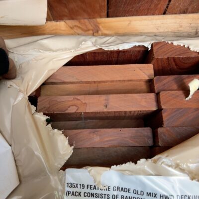 135X19 FEATURE GRADE QLD MIXED HARDWOOD DECKING- (PACK CONSISTS OF RANDOM SHORT LENGTHS)