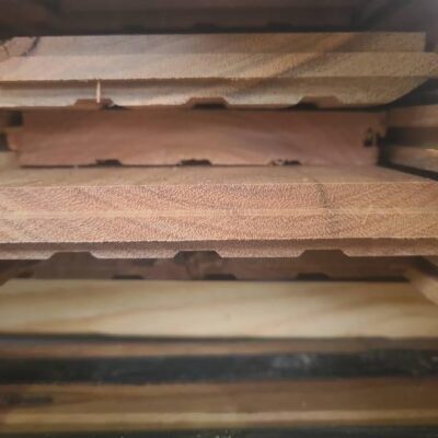 130X19 FEATURE GRADE SPOTTED GUM FLOORING
