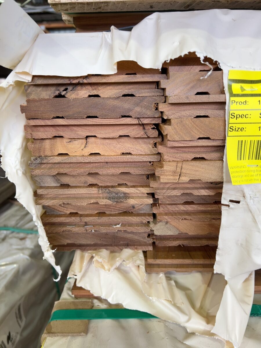 130X19 FEATURE GRADE SPOTTED GUM FLOORING