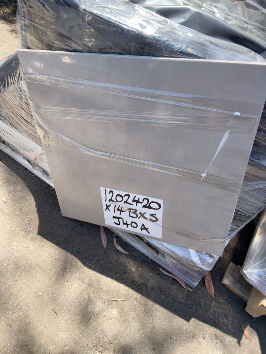 500X500 PARKSTONE BARK GLOSS TILES (14 BOXES)