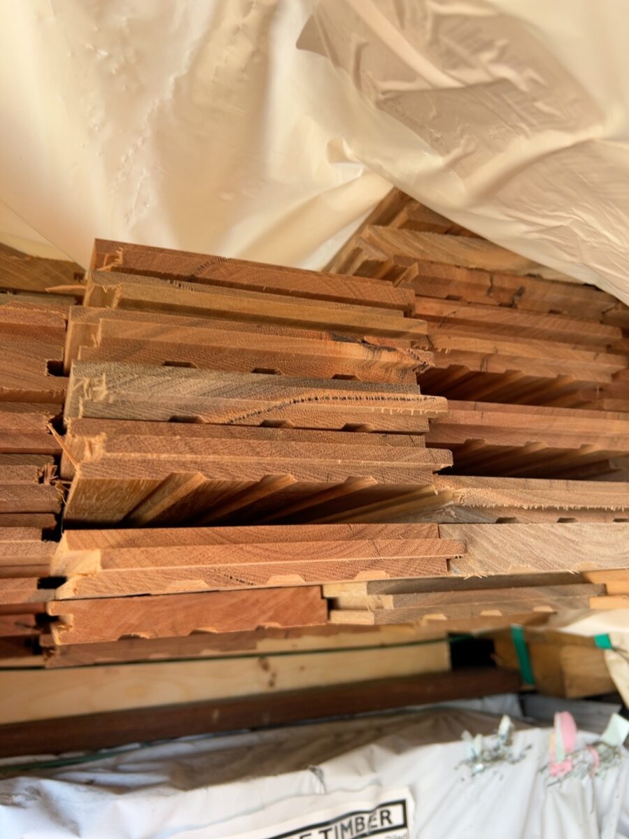 130X19 FEATURE GRADE SPOTTED GUM FLOORING