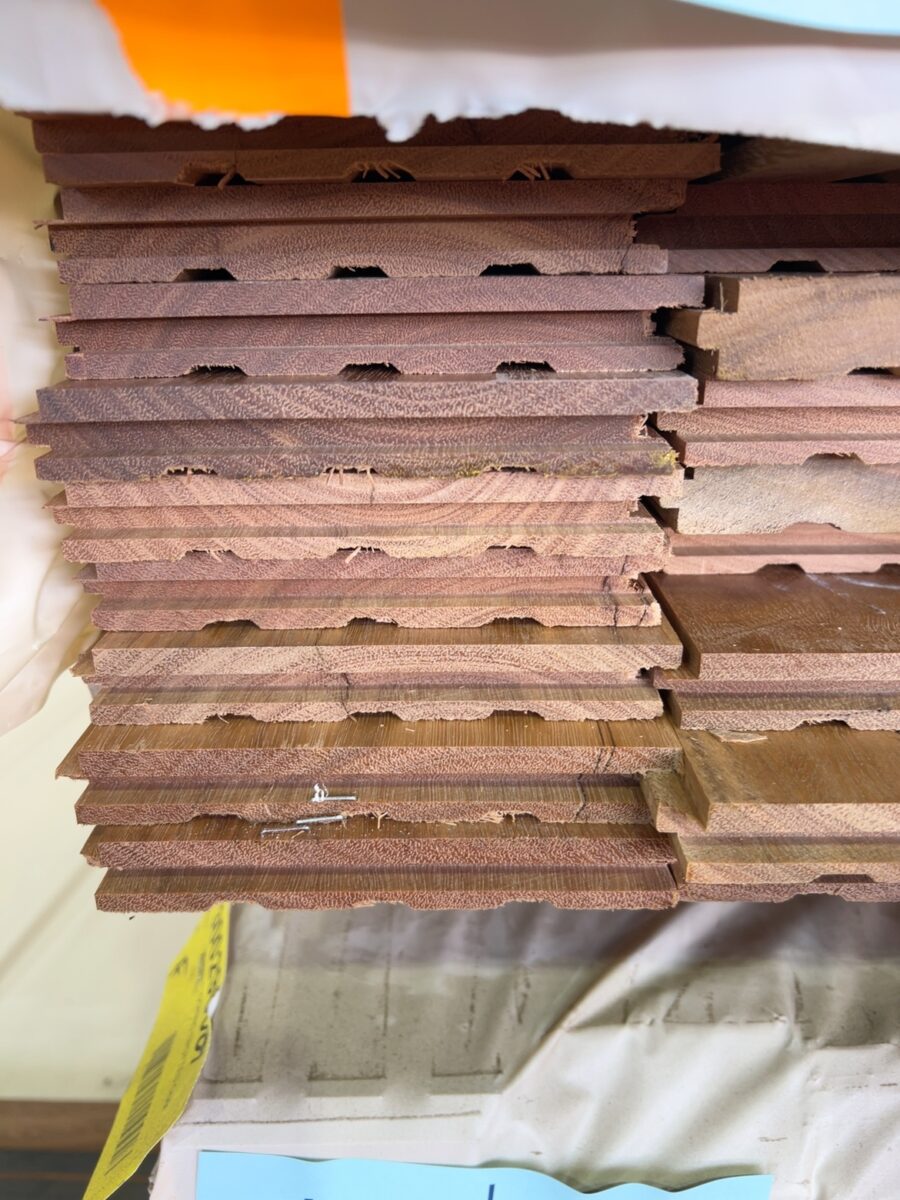 130X19 FEATURE GRADE SPOTTED GUM FLOORING