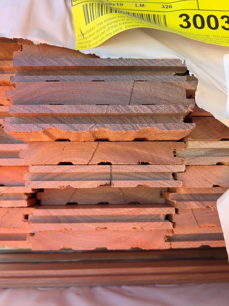 130X19 FEATURE GRADE SPOTTED GUM FLOORING