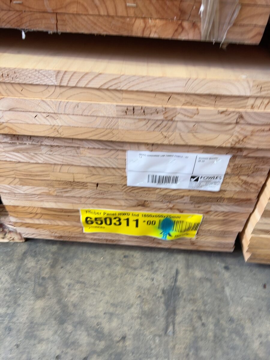 600X25 HARDWOOD LAM TIMBER PANELS-20/1.8